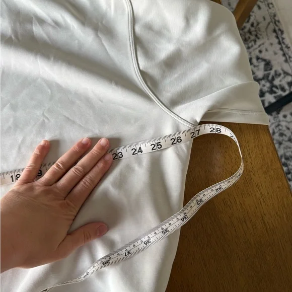 lululemon athletica Scuba Sweatshirt Color: Bone Sz 10 - Picture 3 of 4